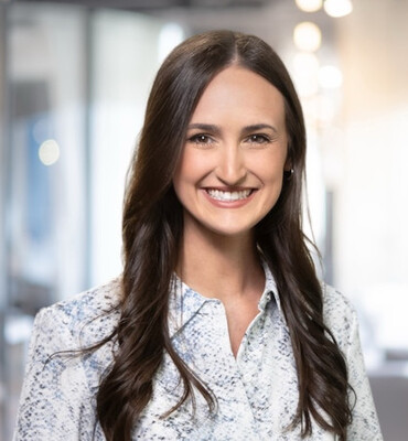 Emily Weber Headshot