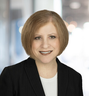 Tracy Raben Headshot