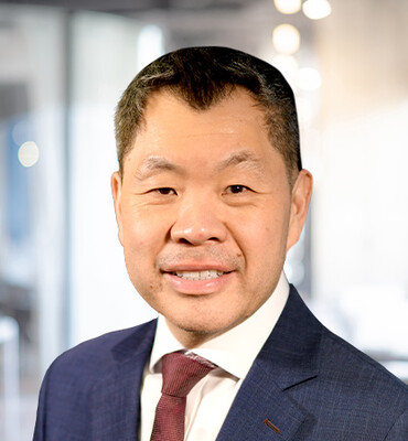 Alexander Chan Headshot