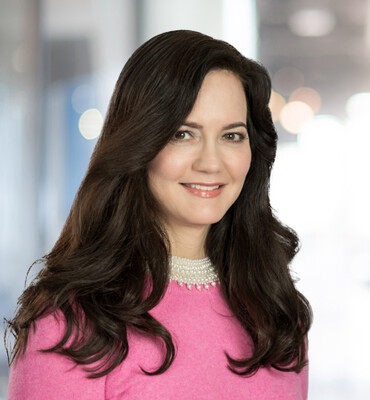 Heidi Rinehart Headshot