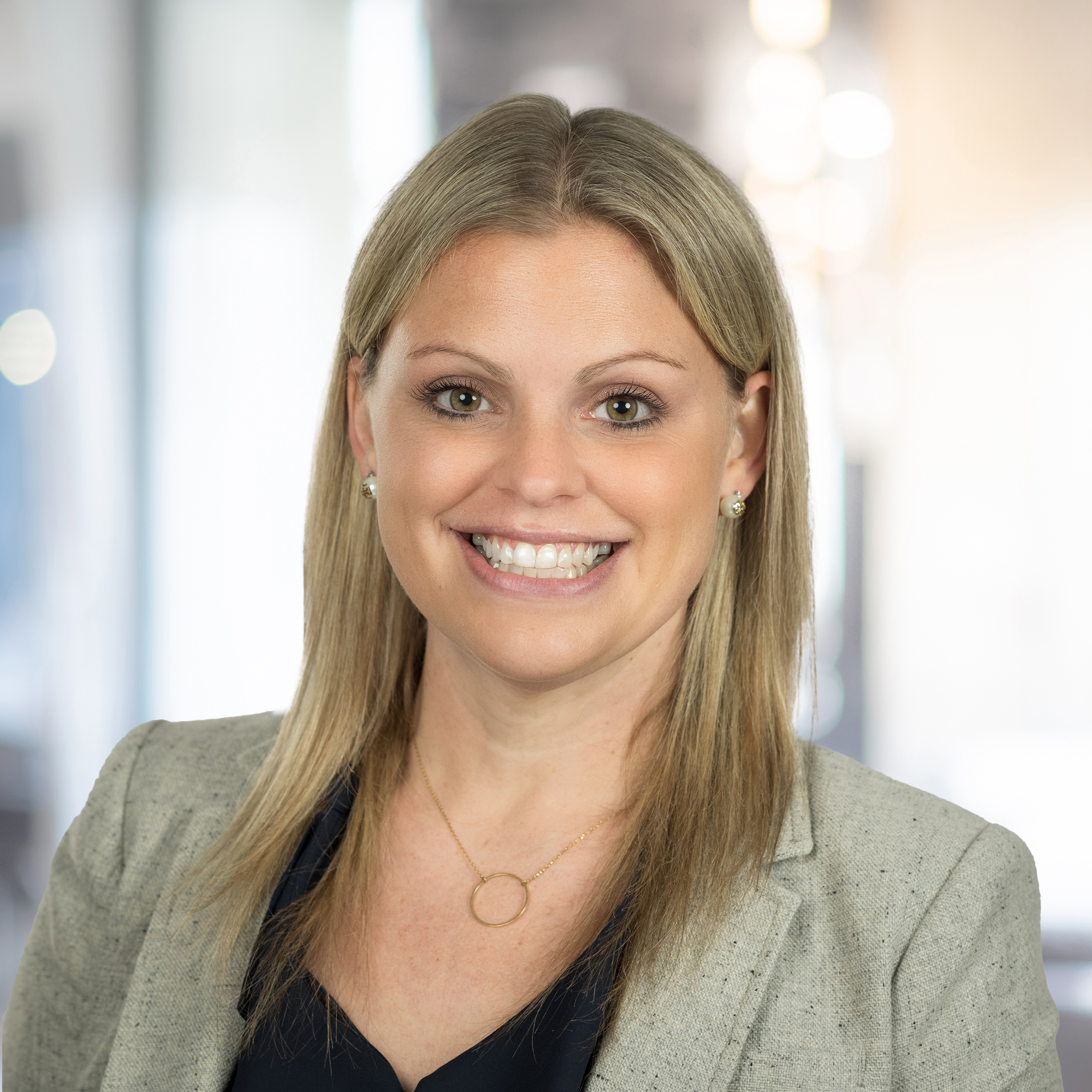 Lauren Marks Headshot