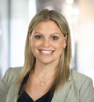 Lauren Marks Headshot