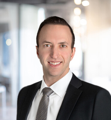 Ryan Chapman Headshot