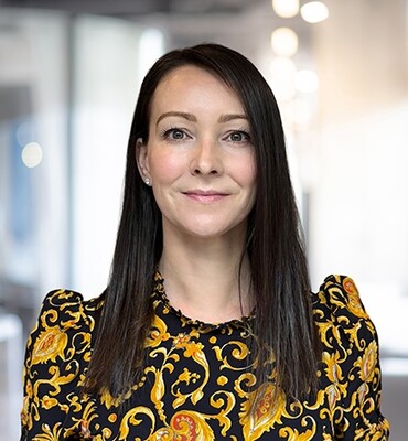 Lynsey Connell Headshot