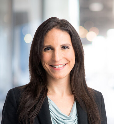 Beth Troyer Headshot