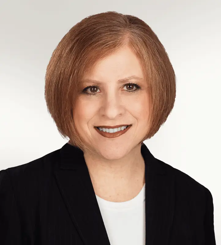 Portrait of Tracy Raben